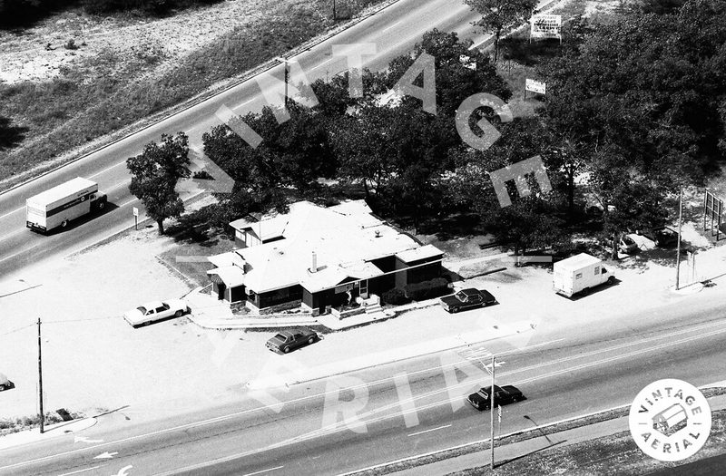 Allens Char House - Tony Deckers Bar Closed In 1985 (newer photo)